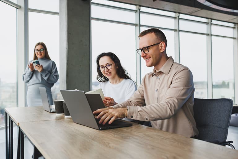 8 LMS Customization Best Practices (and Where Most Teams Get Them Wrong) 