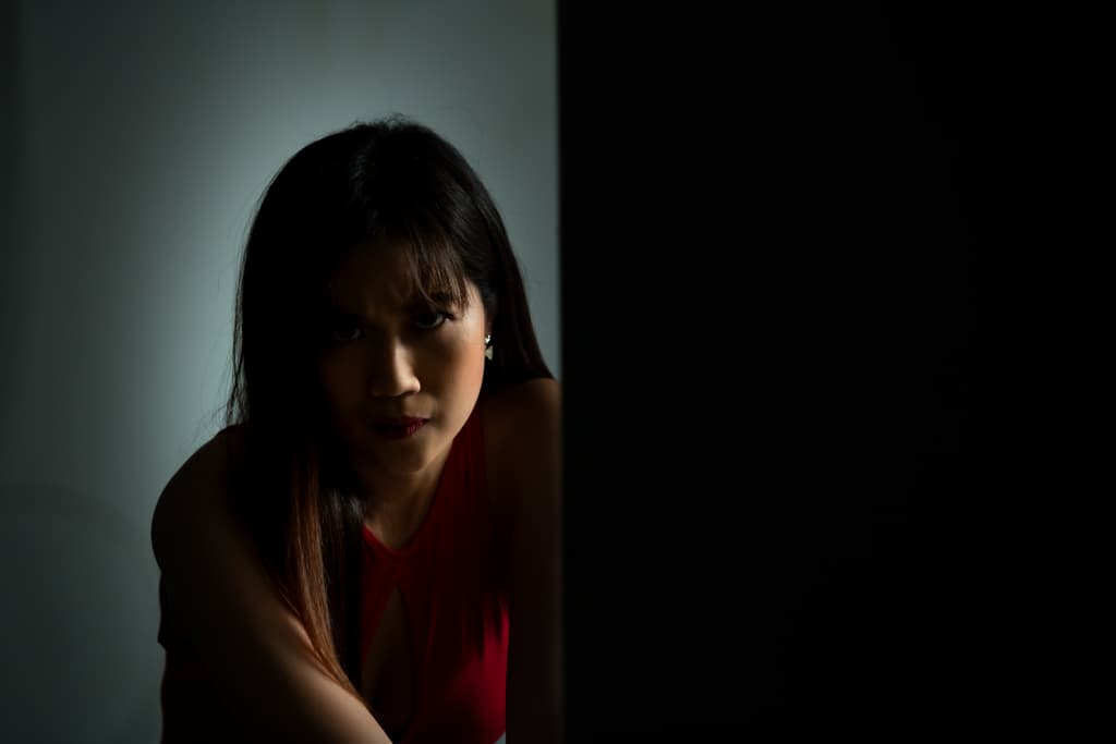 What Are The Stages Of Human Trafficking? A Complete Breakdown